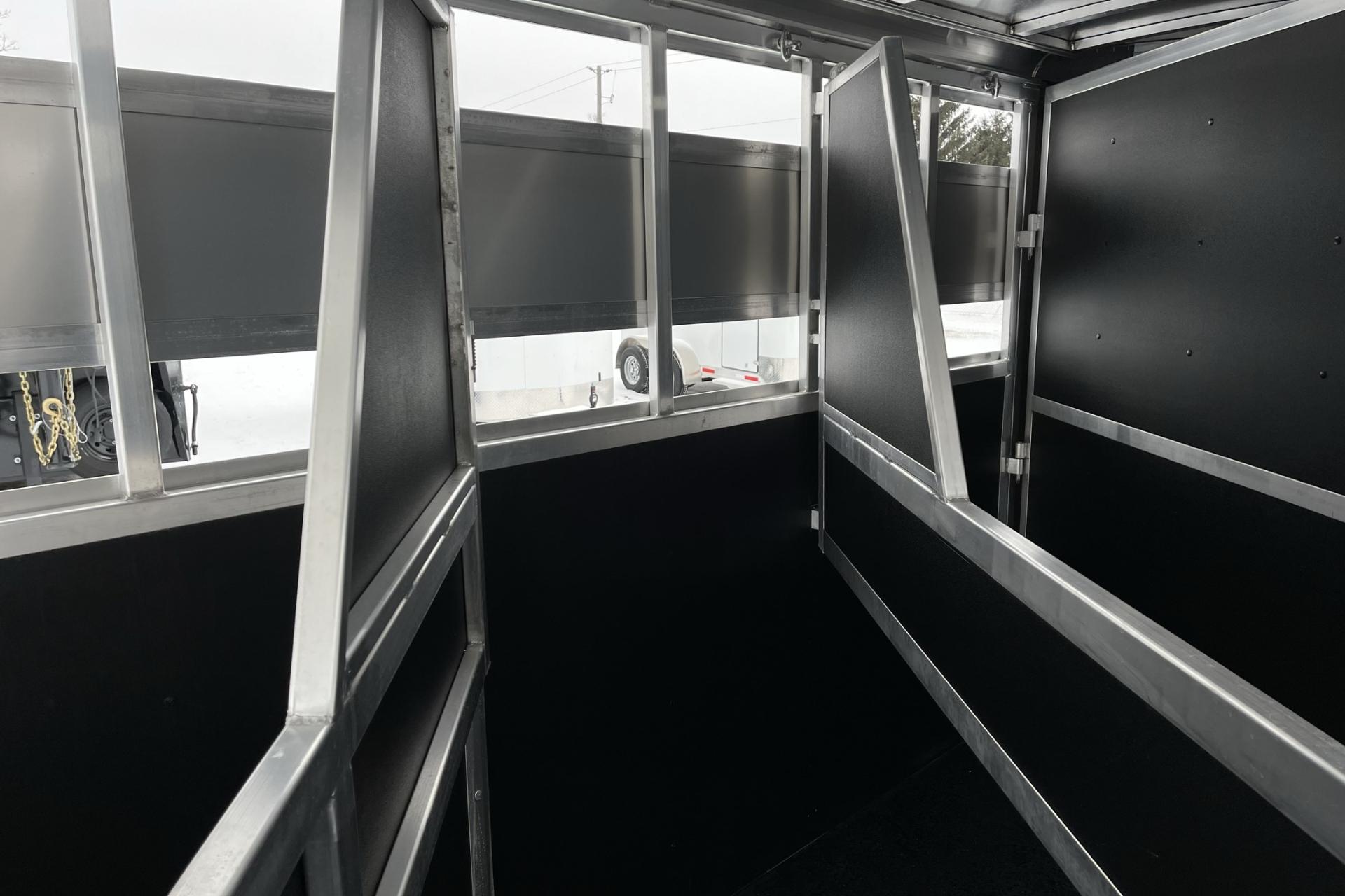 SOLD 2025 Shadow 3H Stable Lite - Image 7