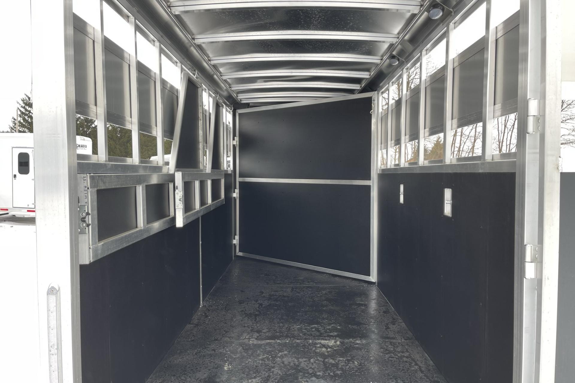 SOLD 2025 Shadow 3H Stable Lite - Image 11
