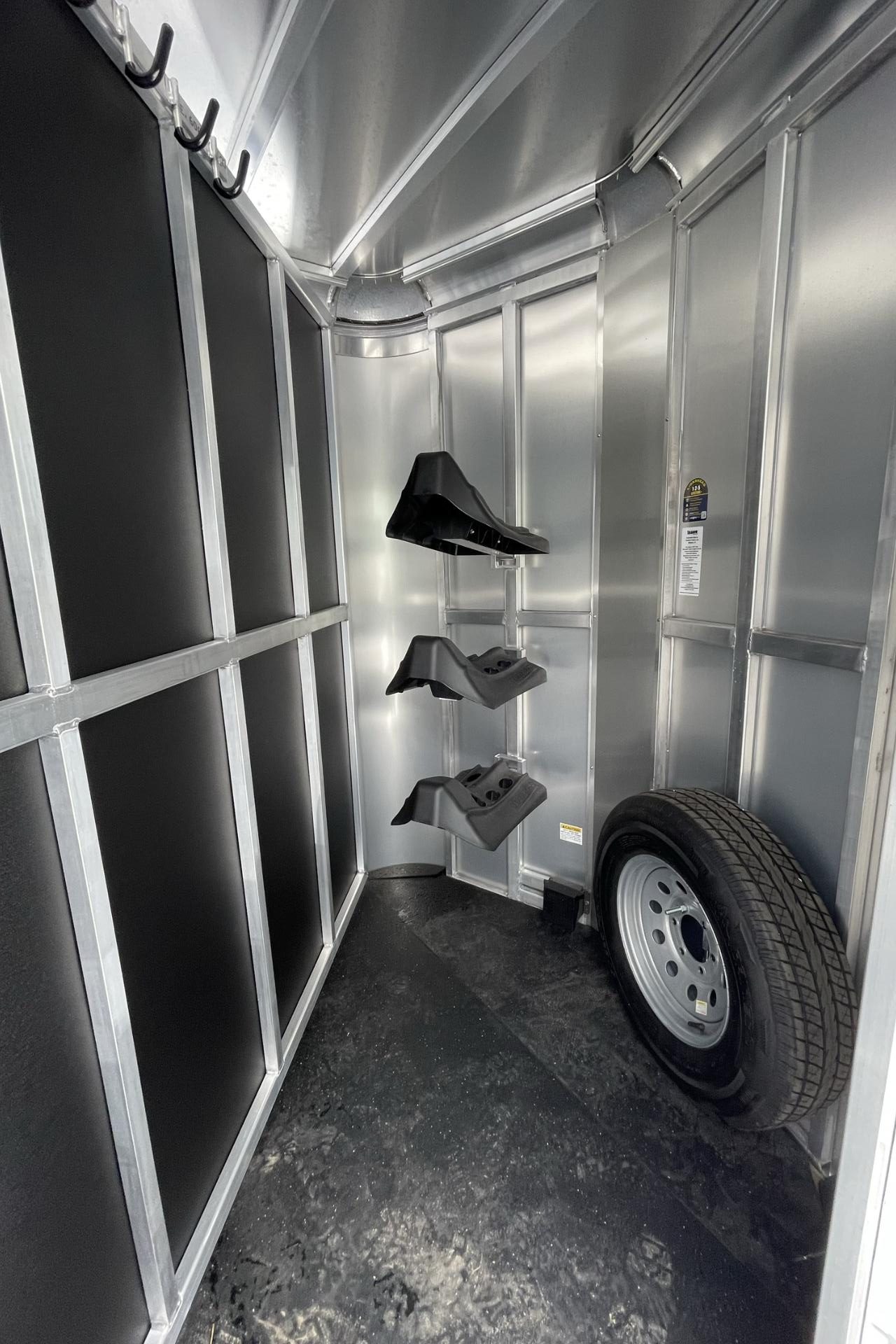 SOLD 2025 Shadow 3H Stable Lite - Image 15