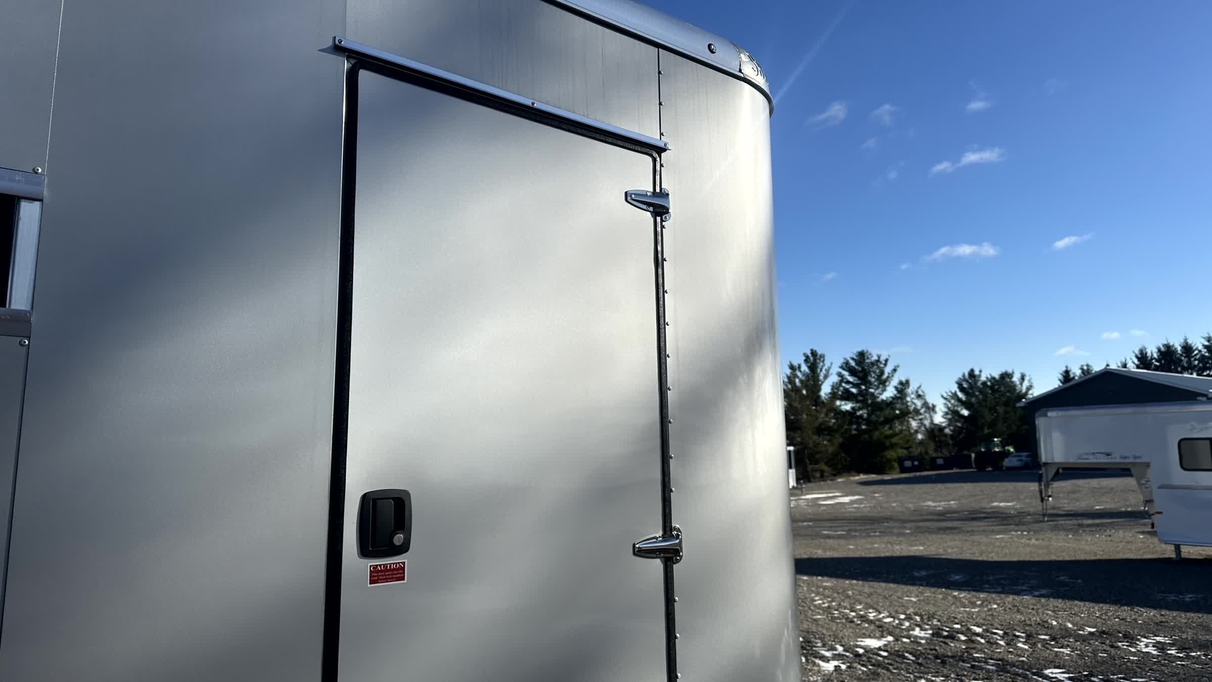 SOLD 2025 Shadow 3H Stable Lite - Image 17