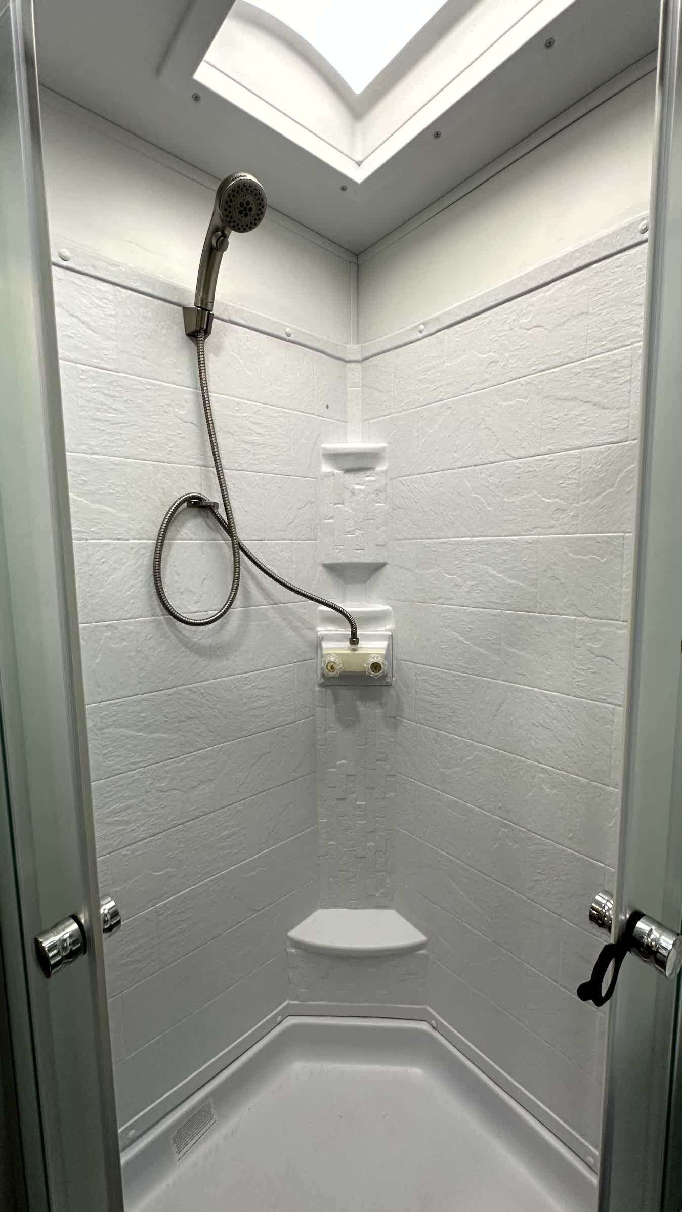 SOLD 2022 Bison Ranger 8209 - Image 31