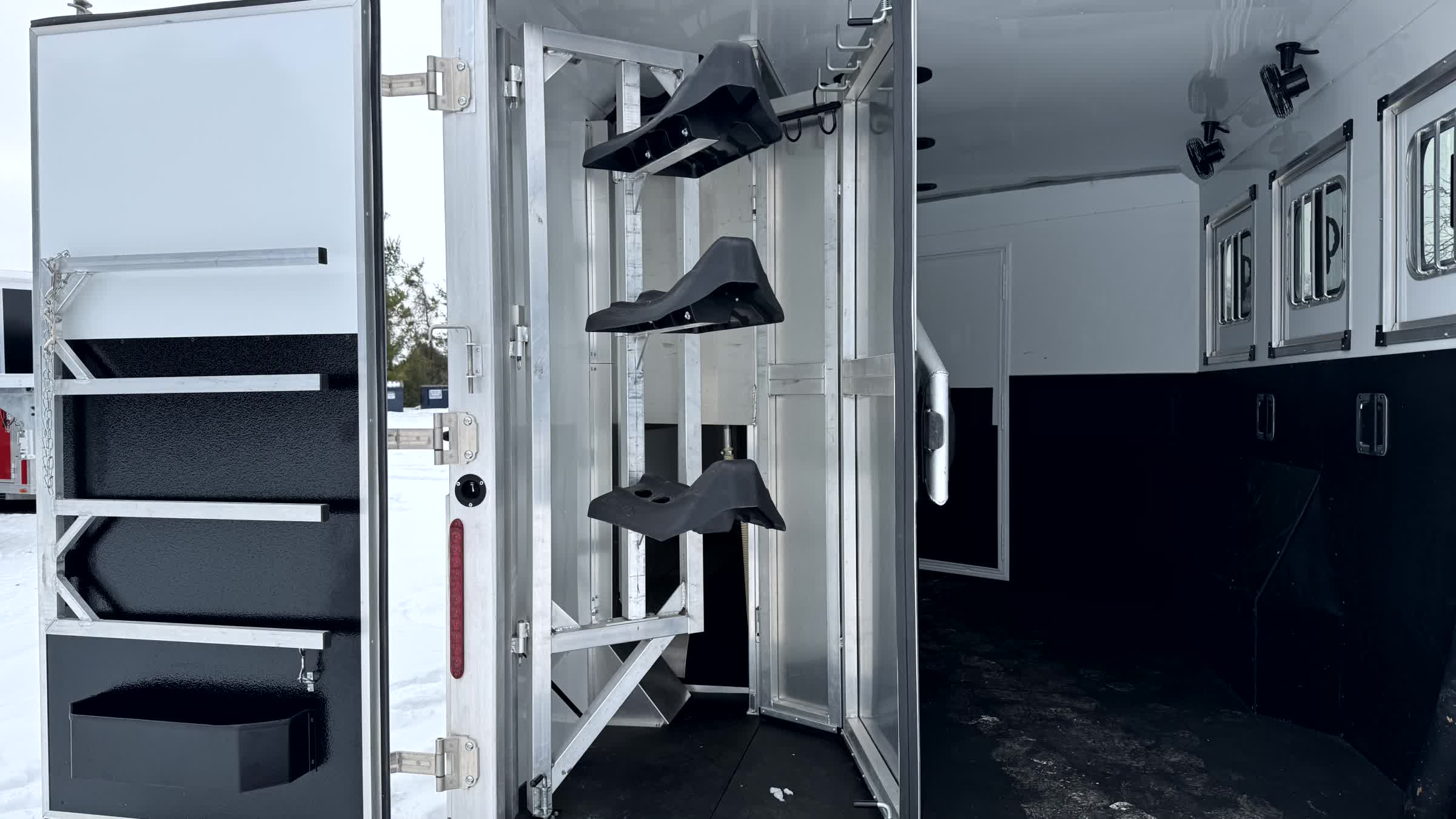 Pre Owned 2020 Bison Premiere 8317 - Image 31