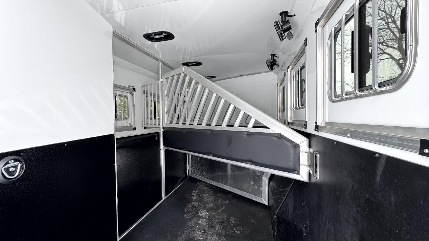 Pre Owned 2020 Bison Premiere 8317 - Image 33