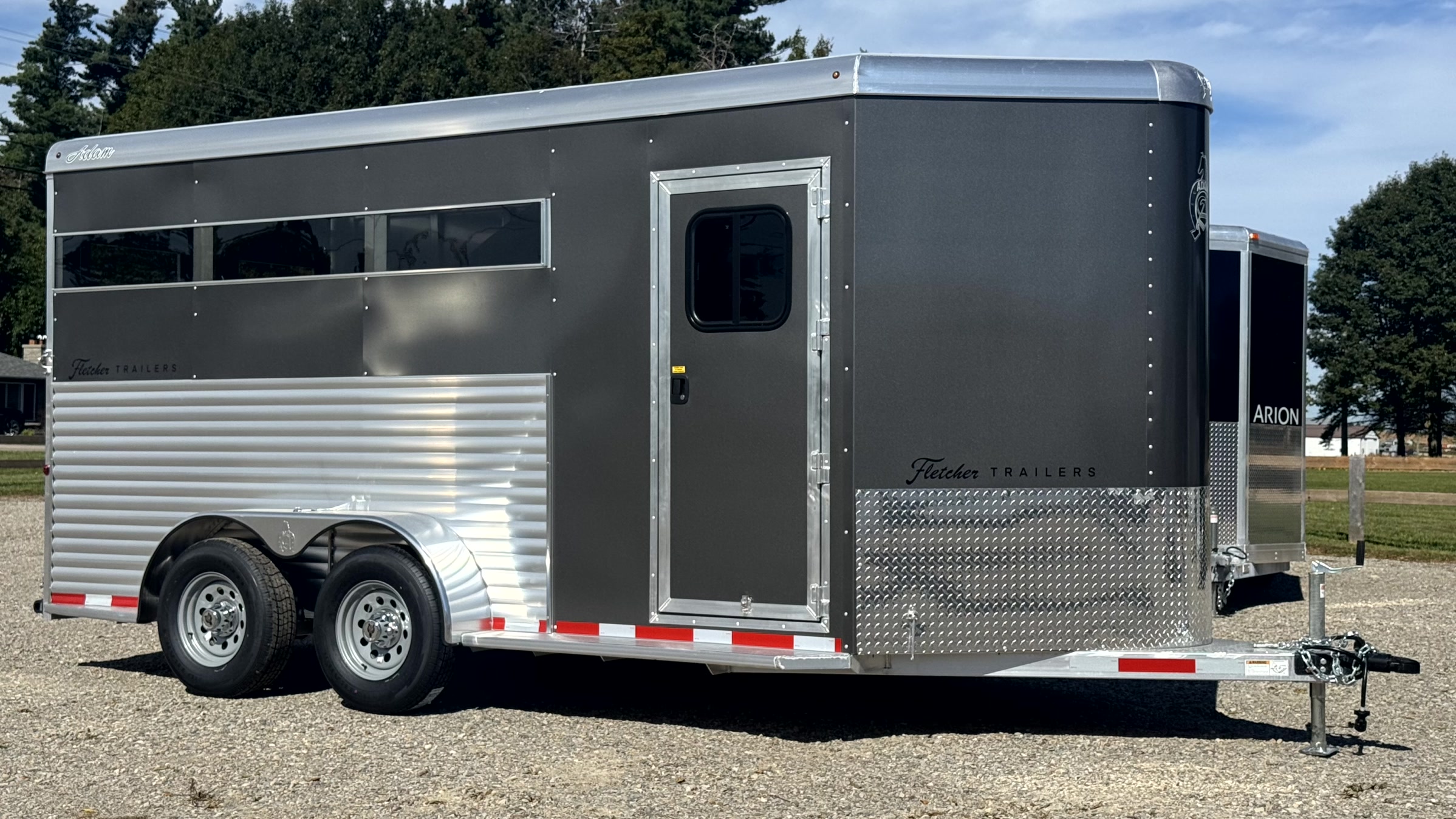 SOLD NEW 2026 4-Star 2 Horse Slant Load Bumper Pull with Dressing